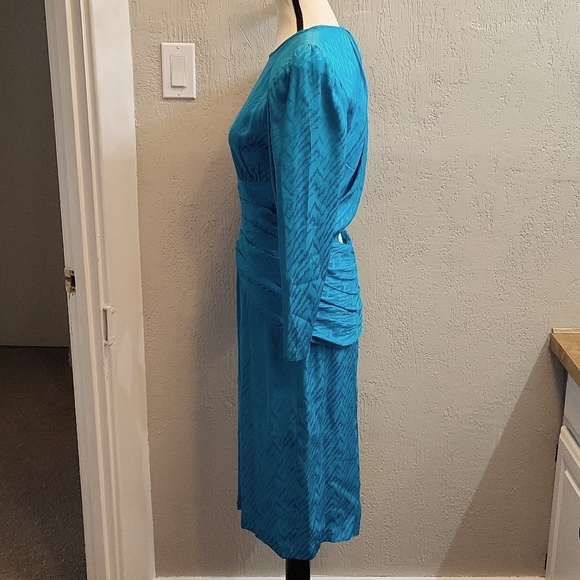 Vintage Adrianna Papell 100% Silk Animal Print Open Back Dress - Picture 3 of 12